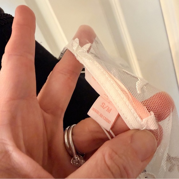 NWT Le Rose Maya Lace Robe and Camisole 3D Lace - Picture 6 of 6